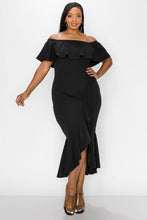 Load image into Gallery viewer, OFF SHOULDER BODY CON RUFFLE DRESS

