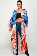 Load image into Gallery viewer, Beautiful Multi-Color Printed Kimono
