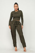 Load image into Gallery viewer, Crop Top And Fringes Detail Pants Set
