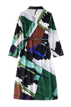 Load image into Gallery viewer, Green Printed Long Sleeve Collard Tunic Dress
