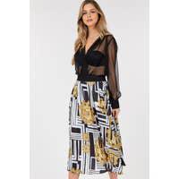 Load image into Gallery viewer, Black And White Skirt With Maze Print
