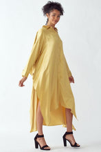 Load image into Gallery viewer, CHEL&#39;S LARGE AND LONG SHIRT DRESS
